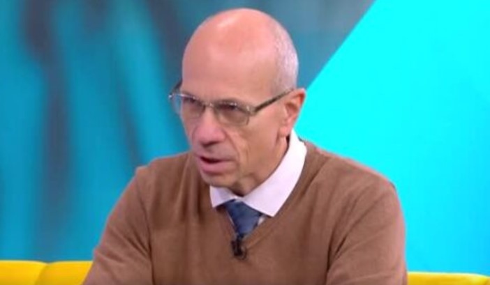 Температура до 38 градуса не я сваляме Тя повишава защитните